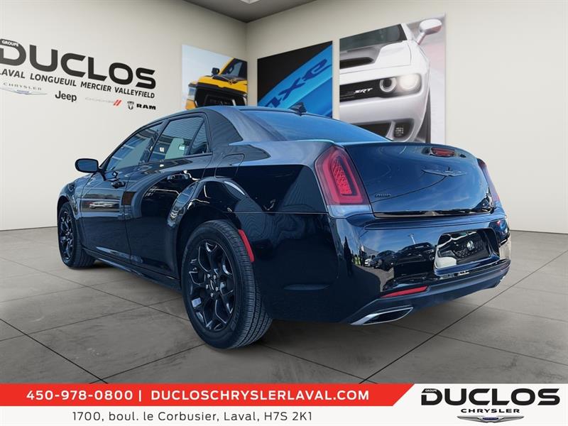 chrysler 300 2023 - 6