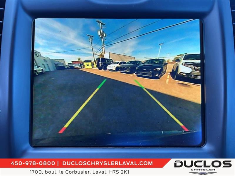 chrysler 300 2023 - 25