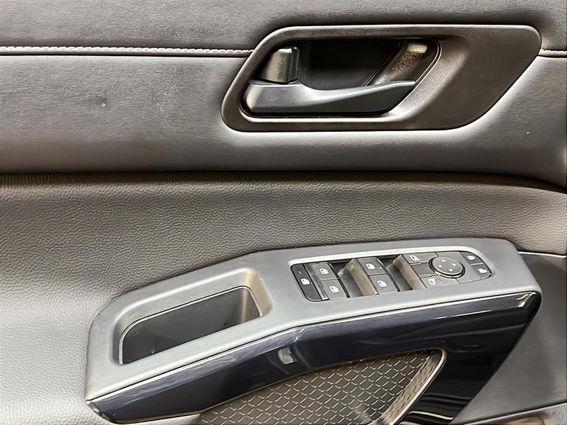 nissan Pathfinder 2024 - 25