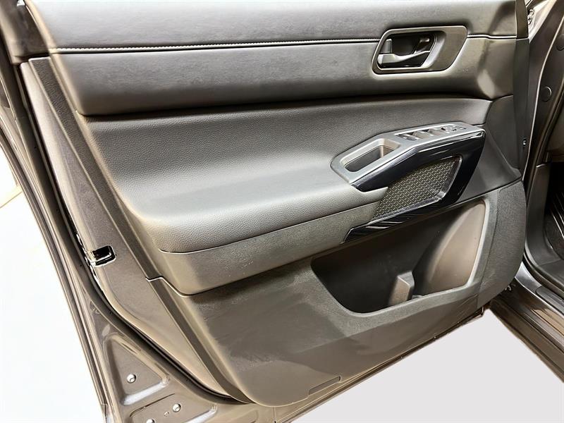 nissan Pathfinder 2024 - 26