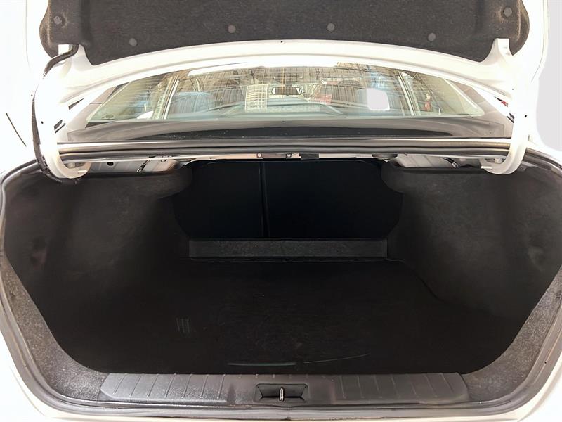 nissan Sentra 2024 - 12