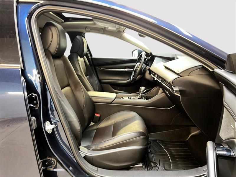 mazda Mazda3 2022 - 8