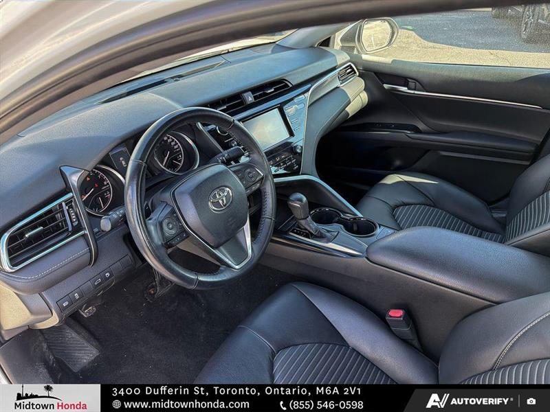 toyota Camry 2018 - 17