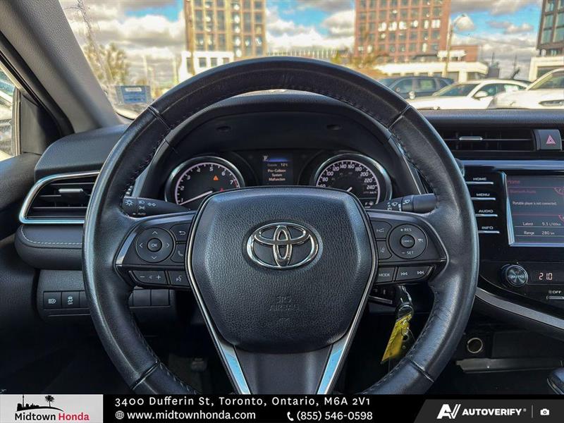 toyota Camry 2018 - 18