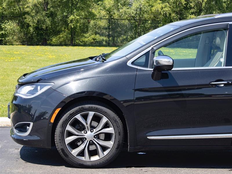 chrysler Pacifica 2017 - 2