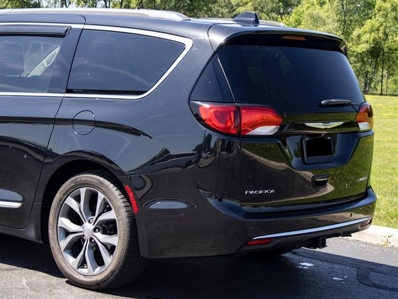 chrysler Pacifica 2017 - 4