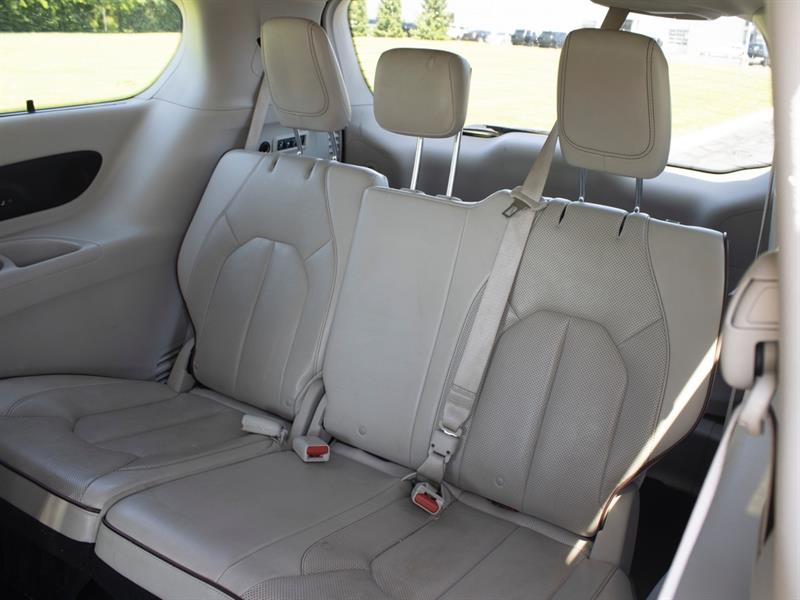 chrysler Pacifica 2017 - 28