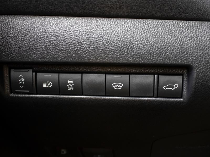 toyota Venza 2024 - 8