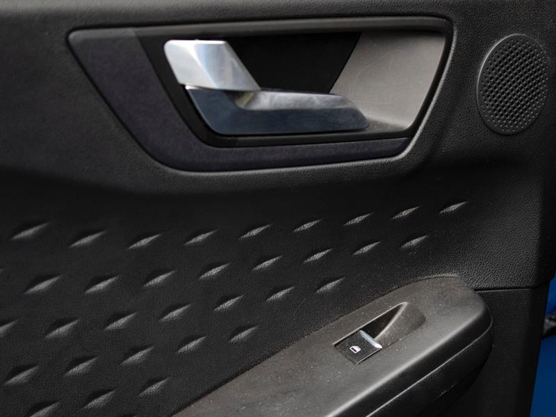 ford Escape 2020 - 24