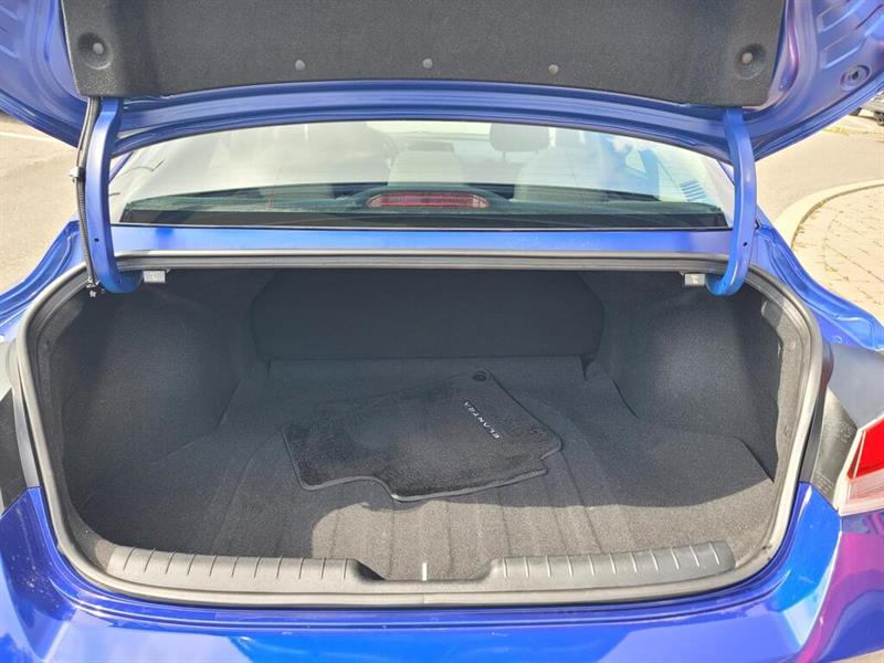 hyundai Elantra 2022 - 10