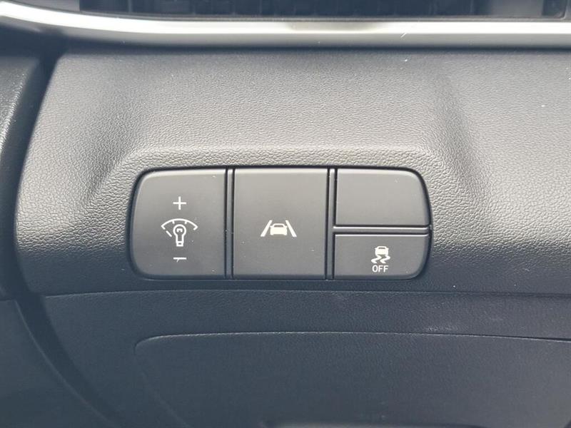 hyundai Elantra 2022 - 25