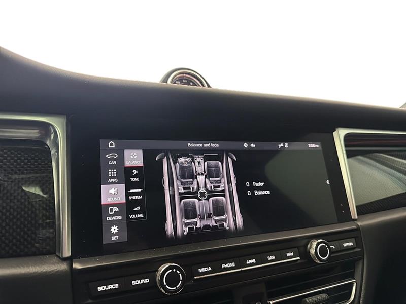 porsche Macan 2021 - 36