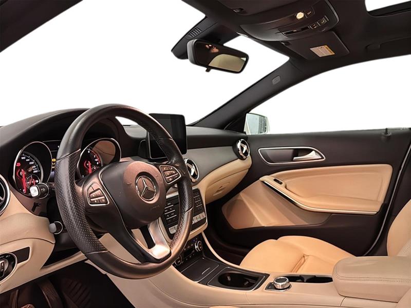 mercedes-benz GLA 2018 - 10