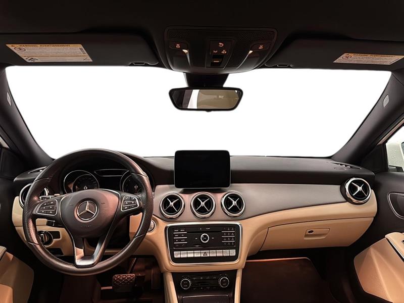 mercedes-benz GLA 2018 - 18