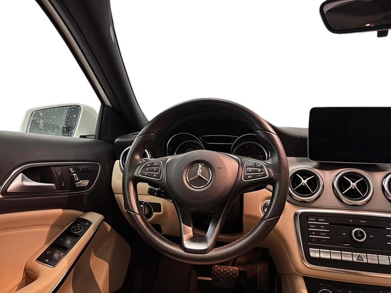 mercedes-benz GLA 2018 - 21