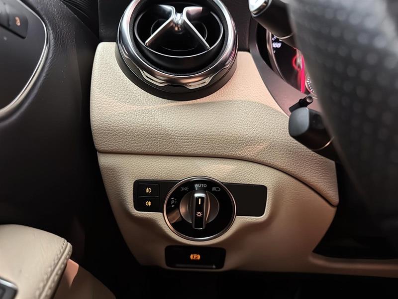 mercedes-benz GLA 2018 - 22