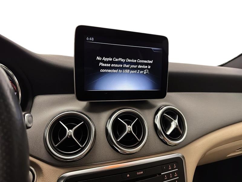 mercedes-benz GLA 2018 - 27