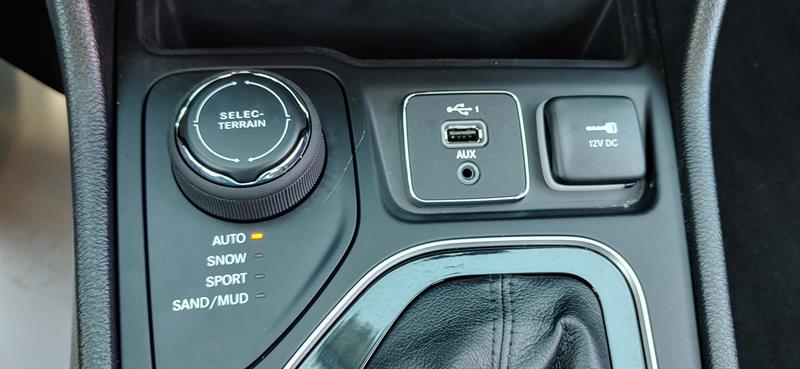 jeep Cherokee 2023 - 7