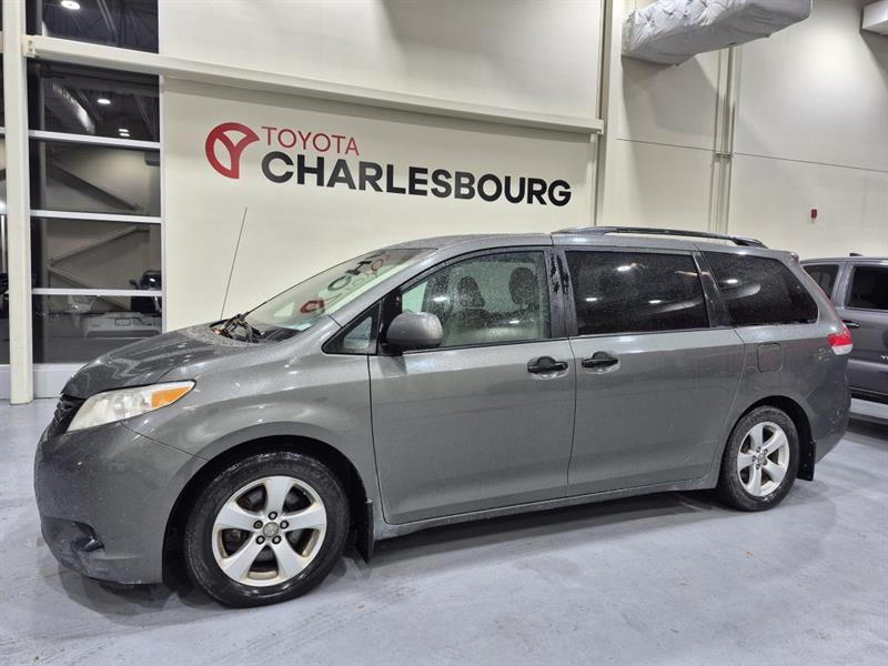 toyota Sienna 2012