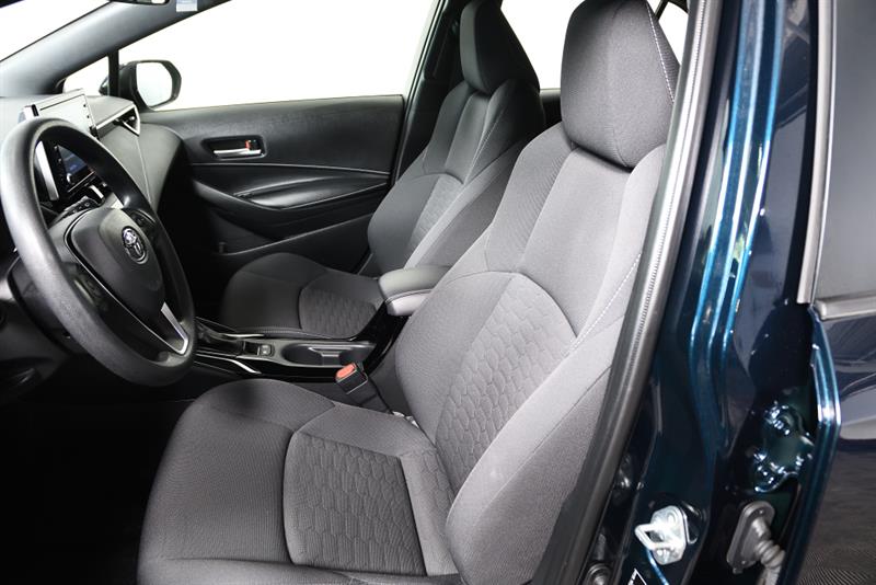 toyota Corolla Hatchback 2022 - 14