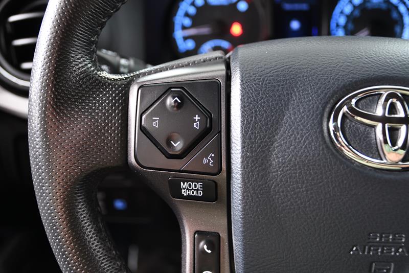 toyota Tacoma 2018 - 24