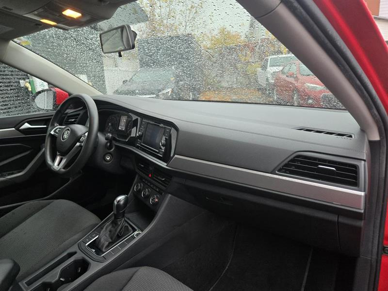 volkswagen Jetta 2019 - 10