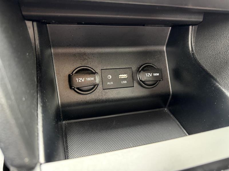 hyundai Elantra 2019 - 17