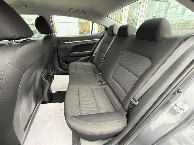 hyundai Elantra 2019 - 18