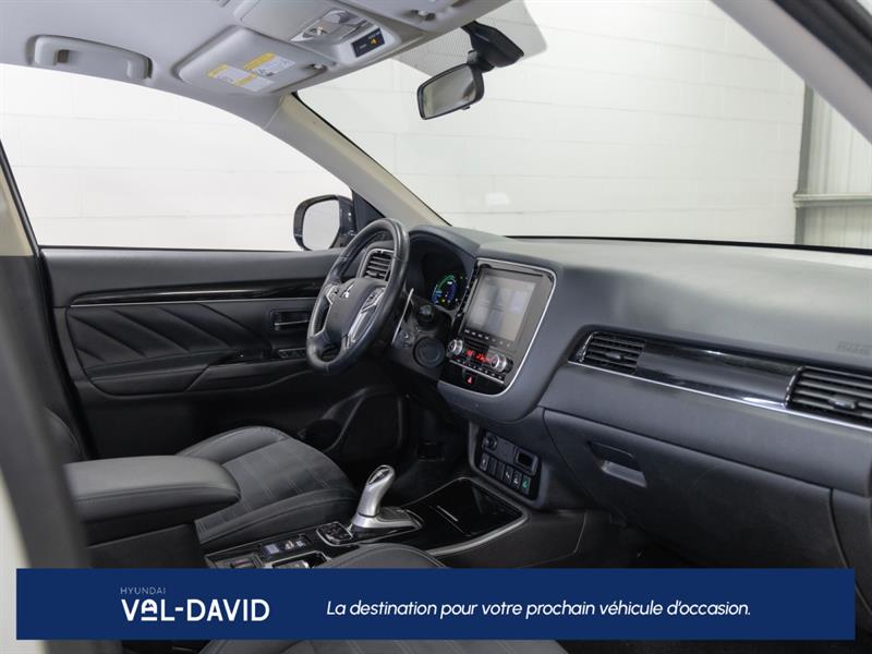 mitsubishi Outlander PHEV 2022 - 16