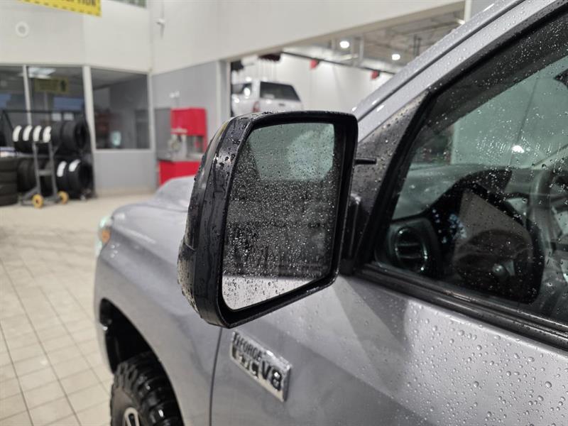 toyota Tundra 2018 - 9