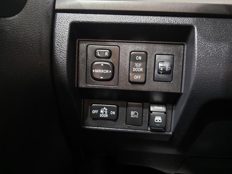 toyota Tundra 2018 - 24