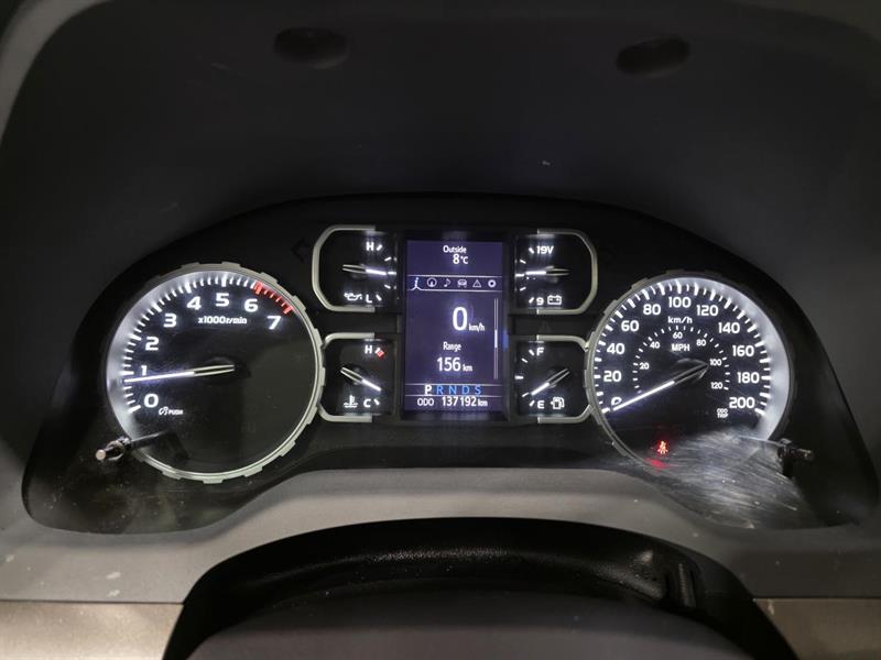 toyota Tundra 2018 - 32