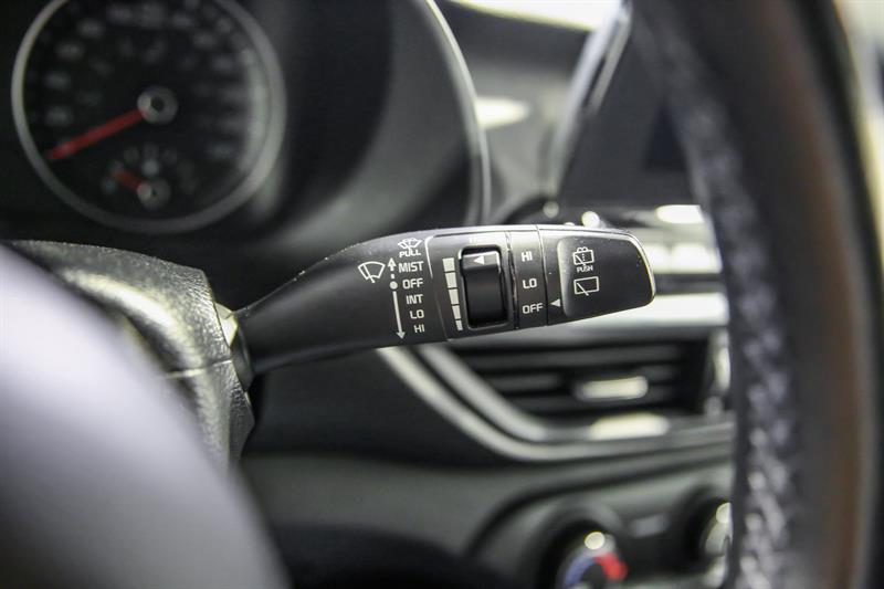 kia Forte5 2021 - 18