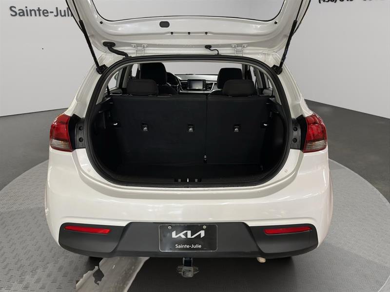 kia Rio5 2020 - 21