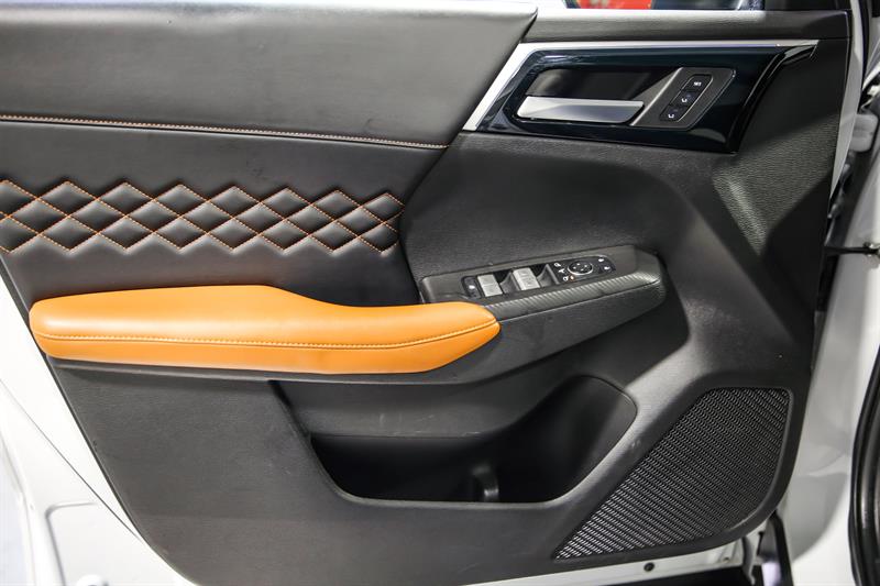 mitsubishi Outlander 2022 - 13