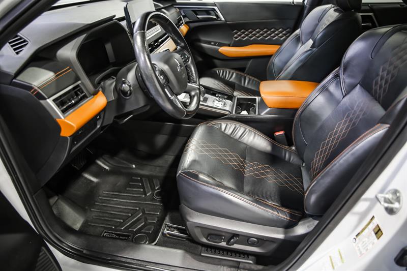 mitsubishi Outlander 2022 - 15