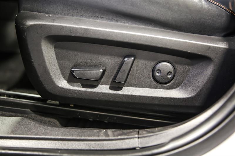 mitsubishi Outlander 2022 - 16