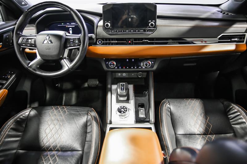 mitsubishi Outlander 2022 - 27