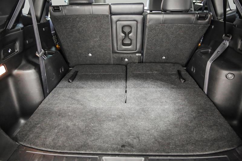 mitsubishi Outlander 2022 - 30