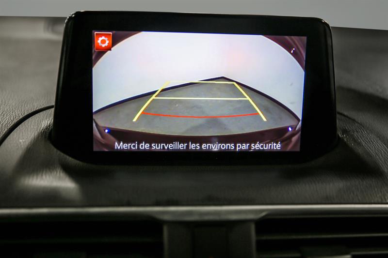 mazda Mazda3 2018 - 23