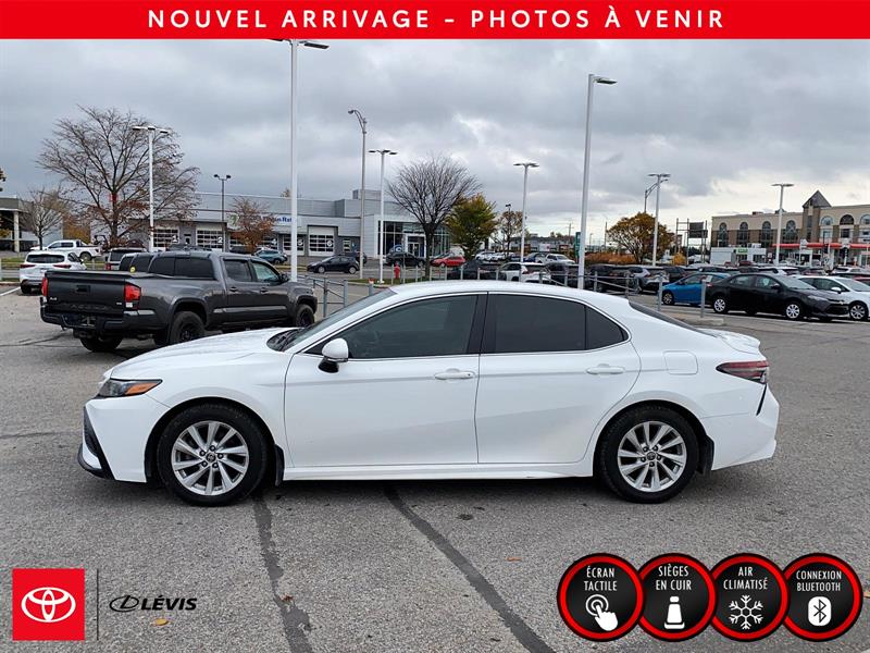 toyota Camry 2022 - 4