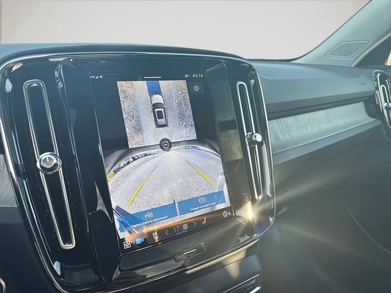 volvo XC40 2025 - 14