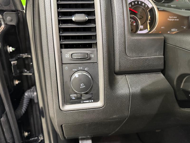 ram 1500 Classic 2022 - 13