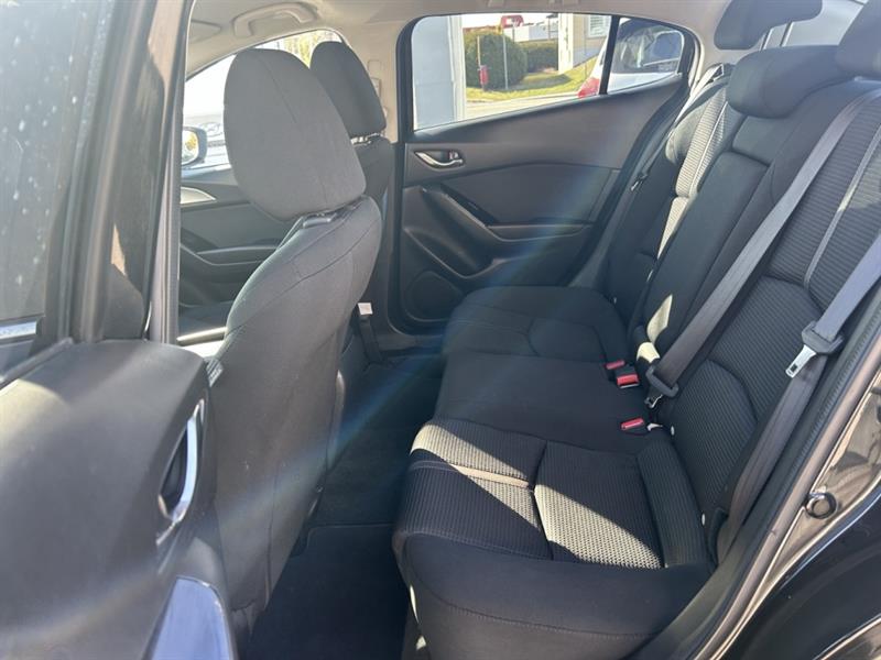 mazda Mazda3 2017 - 10