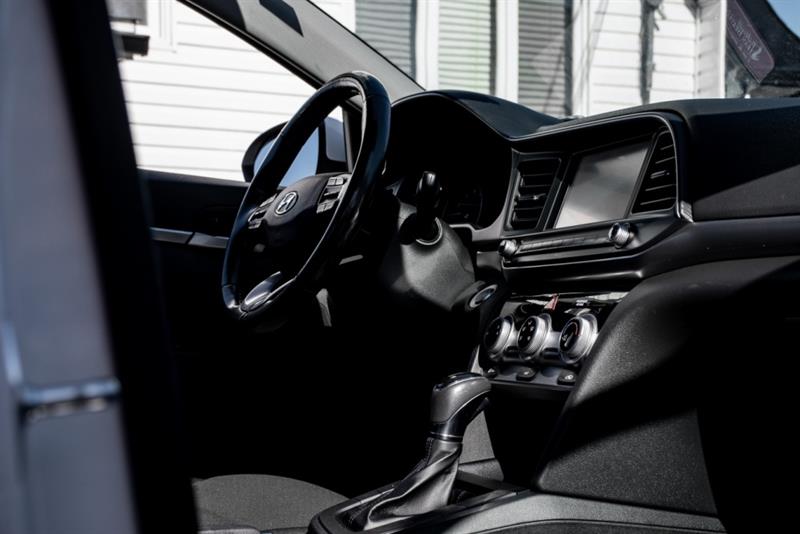 hyundai Elantra 2020 - 11