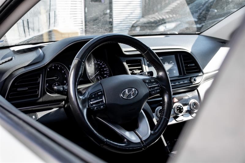 hyundai Elantra 2020 - 13