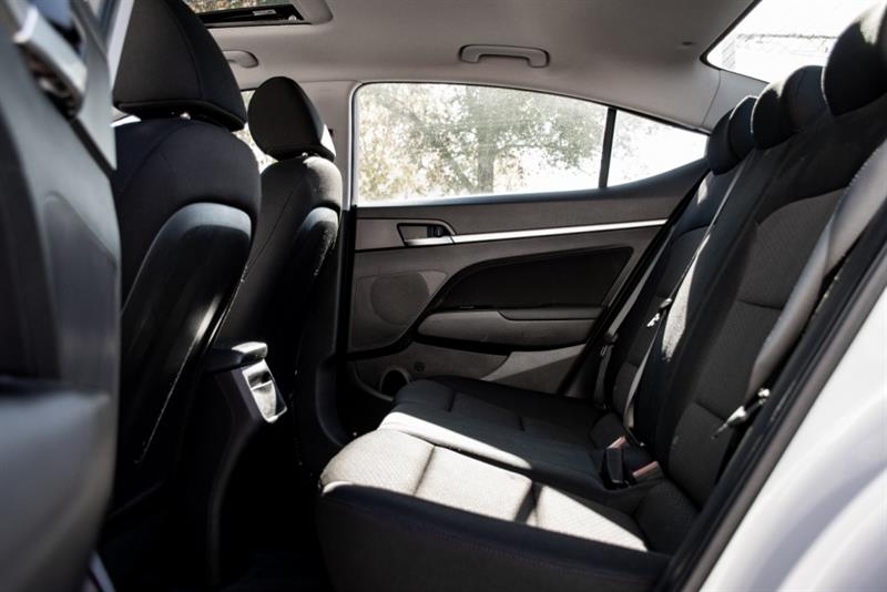 hyundai Elantra 2020 - 15