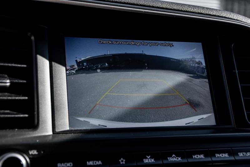 hyundai Elantra 2020 - 26