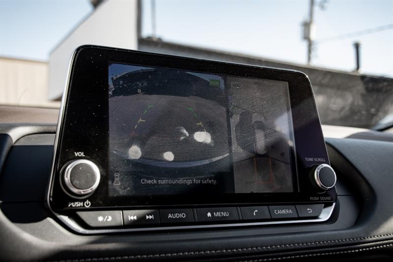 nissan Rogue 2023 - 25