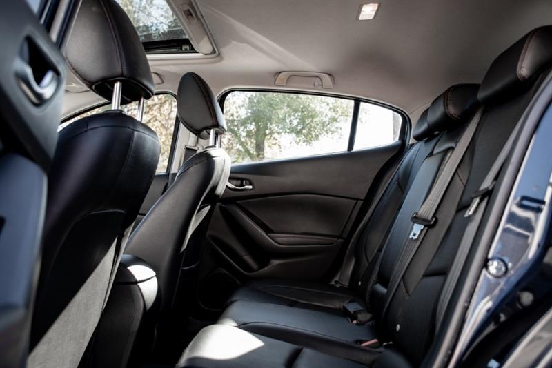 mazda Mazda3 2016 - 15